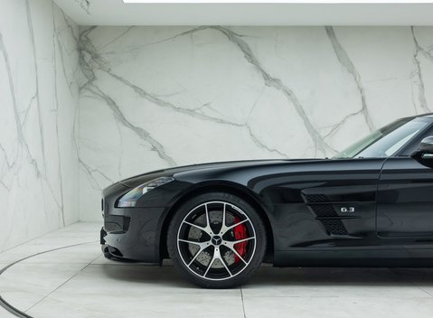 Mercedes-Benz SLS AMG GT FINAL EDITION 35