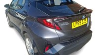 Toyota C-HR 1.8 VVT-h Icon SUV 5dr Petrol Hybrid CVT Euro 6 (s/s) (122 ps) 4