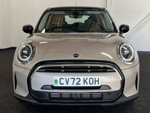 Mini Hatch 1.5 Cooper Classic Auto 5dr 7