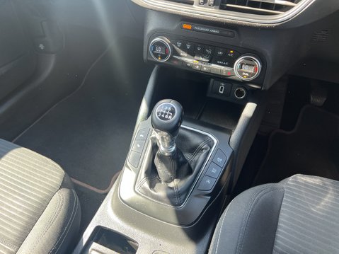 Ford Focus 1.0T EcoBoost Titanium Hatchback 5dr Petrol Manual 26