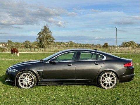 Jaguar XF D PORTFOLIO Low Mileage FSH 6
