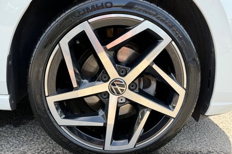 Volkswagen Golf STYLE TDI DSG - ACC - REVERSE CAM - UPGRADED ALLOYS 61