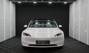 Tesla Model 3 RWD White Interior c300 Mile Range Vented Seats GROK AI One Owner VAT Q 11