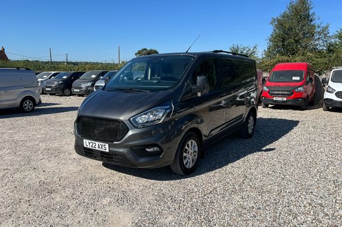 Ford Transit Custom SWB L1H1 Low Roof Limited 280 Air Con Alloys Sensors EURO 6 NO VAT