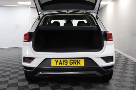 Volkswagen T-Roc DESIGN TSI 14