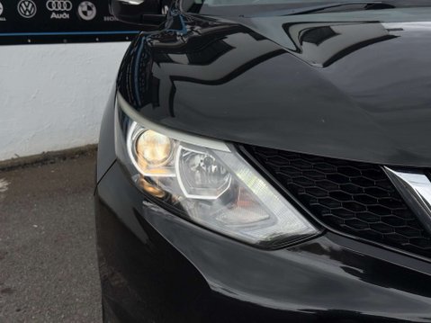 Nissan Qashqai 1.5 dCi Acenta Premium SUV 5dr Diesel Manual 2WD Euro 5 (s/s) (110 ps) 16