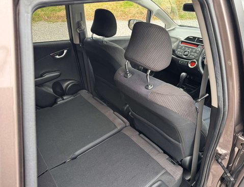 Honda Jazz 1.3 Jazz ES+ i-VTec CVT 5dr 19