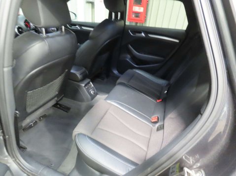 Audi A3 2.0 A3 Sportback S Line TDI 5dr 9