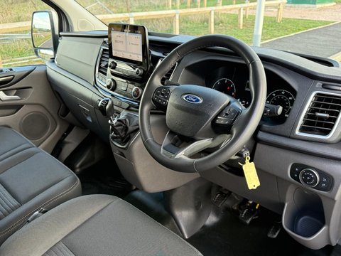 Ford Transit Custom 300 LIMITED P/V ECOBLUE 10