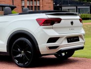 Volkswagen T-Roc R-LINE TSI EVO DSG 24