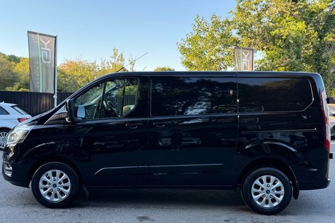 Ford Transit Custom 280 LIMITED ECOBLUE - NO VAT - 1 OWNER—FULL SERVICE HISTORY -APPLE CARPLAY  9