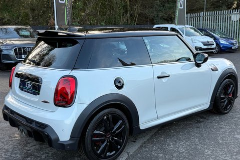 Mini Hatch JOHN COOPER WORKS - NANUQ WHITE - MINI SERVICE HISTORY 7