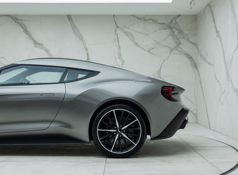 Aston Martin Vanquish ZAGATO 43