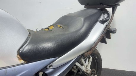 Kawasaki ZR Z750 2002 35K RUNNING PROJECT BIKE 750CC TOUER COMMUTER 16