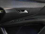 Peugeot 3008 PURETECH S/S GT LINE 36