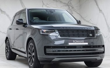 Land Rover Range Rover P440e HSE 2