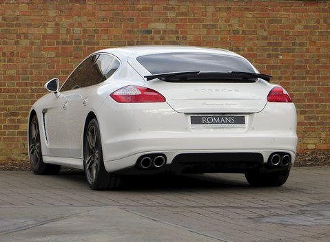 Porsche Panamera Turbo 6