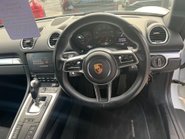 Porsche 718 CAYMAN PDK 27