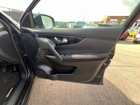 Nissan Qashqai 1.5 Qashqai N-Connecta dCi 5dr *NATIONAL DELIVERY* 20