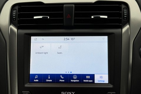 Ford Mondeo VIGNALE HYBRID - RARE CAR -CAMERA-HEATED/COOLED/ELECTRIC SEATS -HUGE SPEC 49