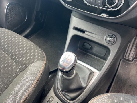 Renault Captur 0.9 TCe ENERGY Dynamique S Nav Euro 6 (s/s) 5dr 32