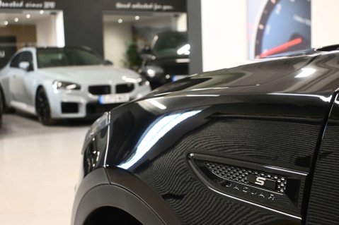 Jaguar E-Pace 2.0 E-Pace R-Dynamic S AWD Auto 4WD 5dr 50