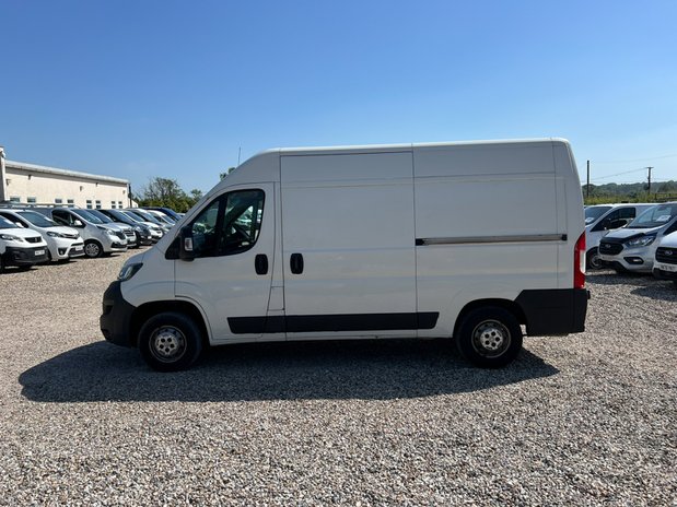 Peugeot Boxer MWB L2H2 Medium Roof 350 Air Con Nav EURO 6 NO VAT 1