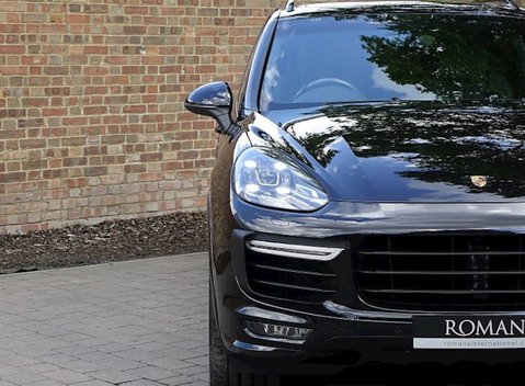 Porsche Cayenne Turbo 4