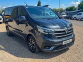 Renault Trafic AUTO SWB L1H1 Sport SL30 Air Con Alloys Camera Nav Sensors EURO 6 4