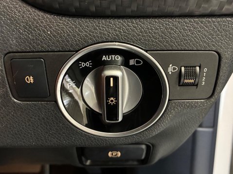 Mercedes-Benz A Class 1.5 A180d AMG Line 7G-DCT Euro 6 (s/s) 5dr 29