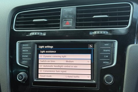 Volkswagen Golf GTD -TWO OWNERS -£20 ROAD TAX -9 SERVICES - ORIGINAL & UNMODIFIED -KEYLESS 45