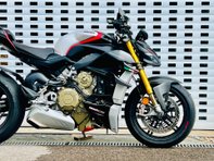 Ducati Streetfighter V4 SP Streetfighter V4 8
