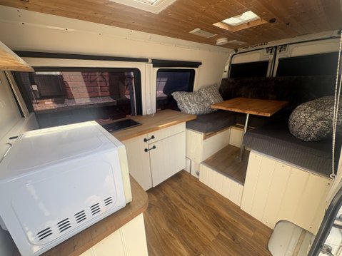Iveco Daily campervan day van project 9