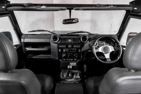 Land Rover Defender 90 TD SOFT TOP XS. MOMO WHEEL. HEATED SEATS. ALPINE STEREO. REAR BENCH SEATS. 24