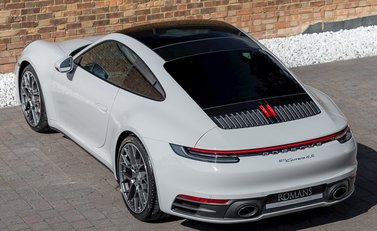 Porsche 911 (992) Carrera 4S 9