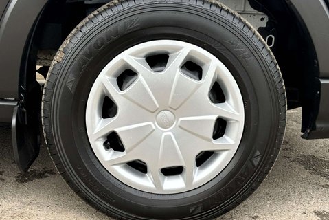 Ford Transit 350 L2 H2 Trend 130 ps Panel Van - Sat Nav 28