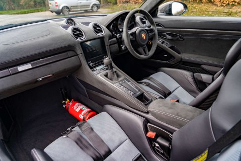 Porsche 718 4.0 718 Cayman GT4 RS Semi-Auto 3dr 8