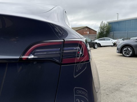 Tesla Model Y SUV 5dr Electric Auto RWD (346 ps) 19