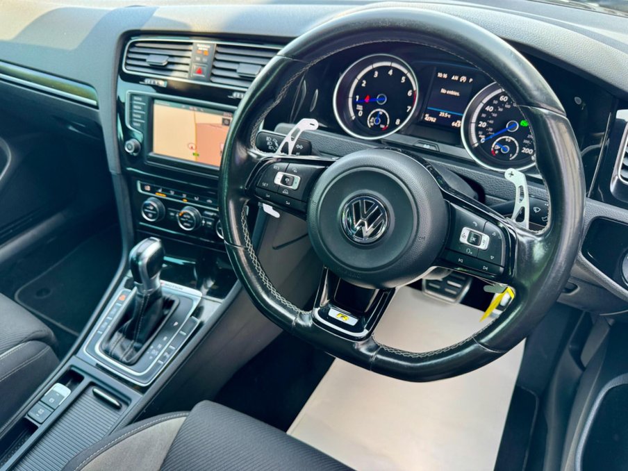 2016 Volkswagen Golf — image 44