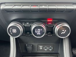 Renault Captur 1.0 Captur Iconic Edition TCe 5dr 42