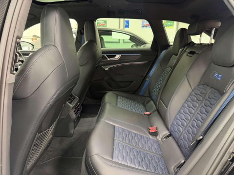 Audi RS6 4.0 TFSI V8 Performance Carbon Vorsprung Estate 5dr Petrol Tiptronic quattr 70