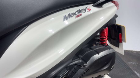 Piaggio Medley 2023 ONLY 4K 125CC LEARNER SCOOTER 15 BHP NEW MOT WARRANTY 39