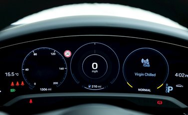 Porsche Taycan Turbo S 18