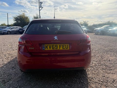Peugeot 308 1.2 PureTech Tech Edition Hatchback 5dr Petrol Manual Euro 6 (s/s) (130 ps) 5