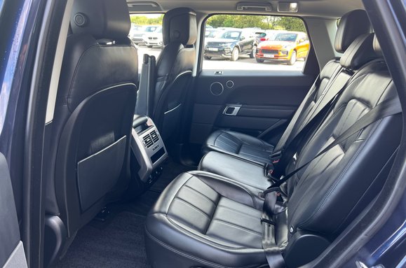 Land Rover Range Rover Sport 3.0 SDV6 HSE AUTO 34