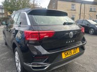 Volkswagen T-Roc SE TSI 6
