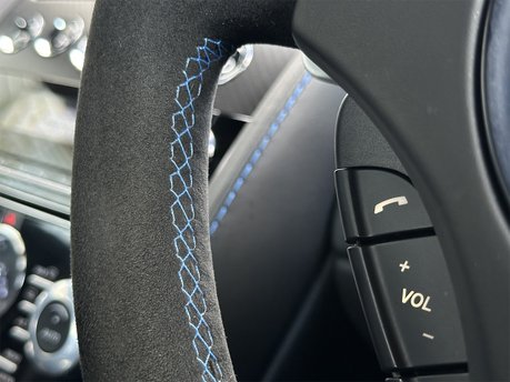 Aston Martin Vantage S V12 65