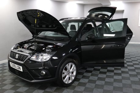 SEAT Arona TSI SE TECHNOLOGY DSG 16