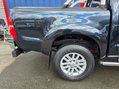 Toyota Hilux INVINCIBLE 4X4 D-4D DCB Auto 9