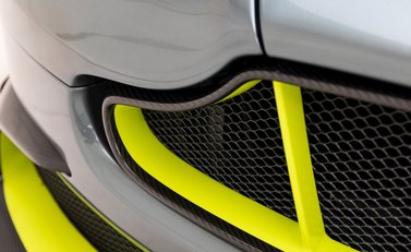 Aston Martin Vantage GT8 21